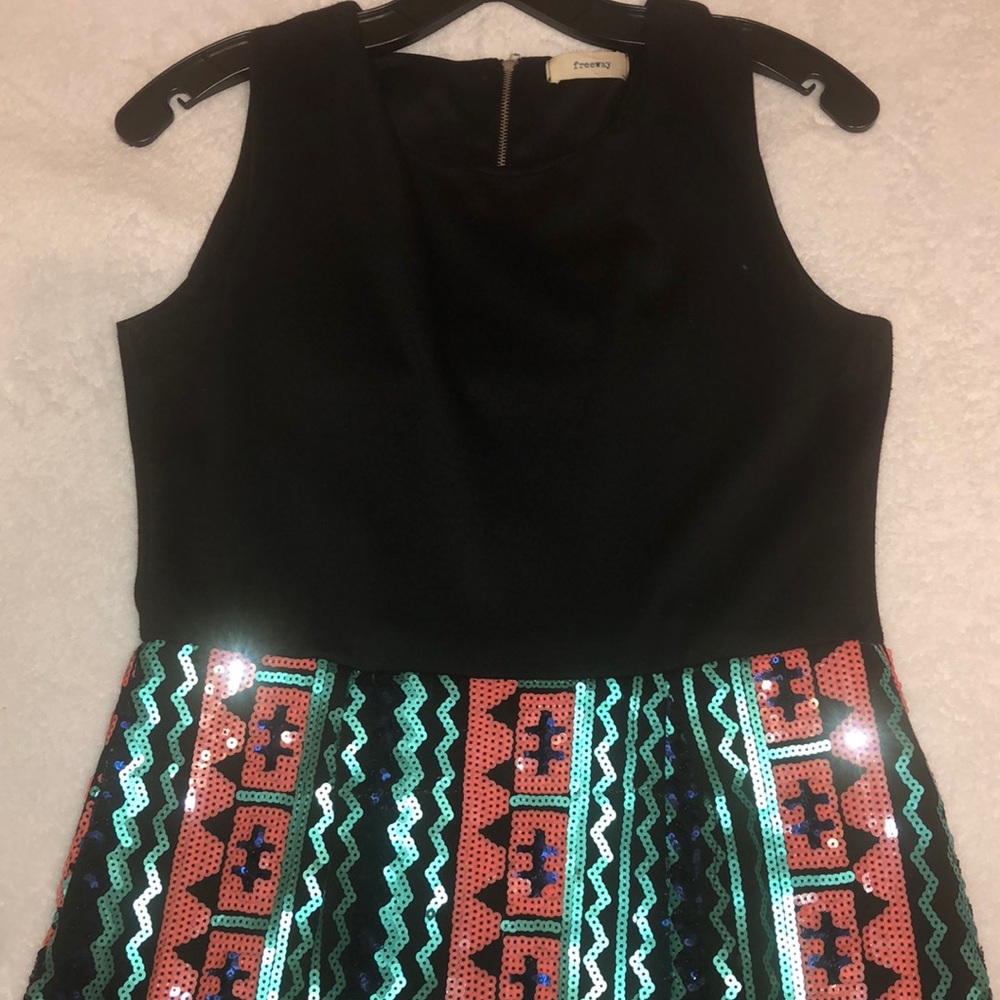 ⭐️Fun Sequin Dress 👗